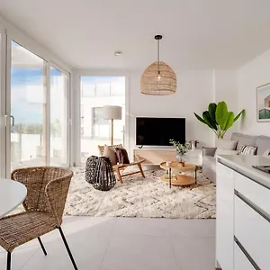 bayview-hills-luxury-2-bedroom-apartment-malaga.1costadelsol.com/